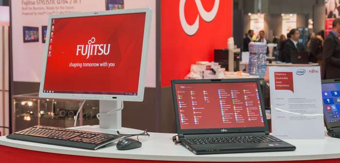 Fujitsu bringt neuen 8-Mbit-FRAM auf den Markt, der eine Schreibdauer von bis zu 100 Trillionen Mal garantiert ( Lizenzdoku: Shutterstock- Tinxi_)