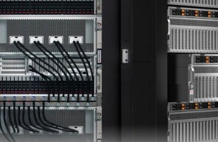 Energiesparender Supermicro-Server: NVIDIA HGX H100 mit Flüssigkeitskühlung senkt Stromverbrauch um (Foto: Supermicro)