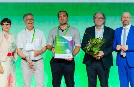 SaxonQ gewinnt Sächsischen Gründerpreis: Diamantquantencomputer revolutionieren weltweite industrielle (Foto: Mio Motion GmbH)