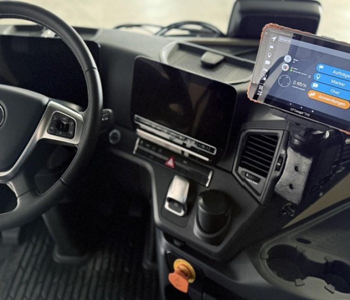 Das Fahrerdisplay GPSauge TAB (Foto: GPSoverIP GmbH)