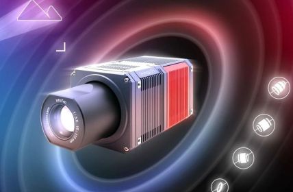 Die ImageIR 6300 Z: Vielseitige Thermografiekamera mit integriertem (Foto: InfraTec GmbH Infrarotsensorik und Messtechnik)