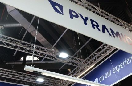 Modulare Camera-KI-Rail verbindet Beleuchtung und Kamera für performante (Foto: Pyramid Computer GmbH)